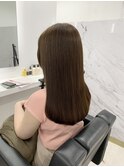 ミディアムヘア斜めバンググレージュカラーシルキーベージュ