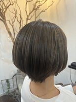 ラマナ(Lamana)&nbsp;グレージュショートヘア/ブリーチカラー