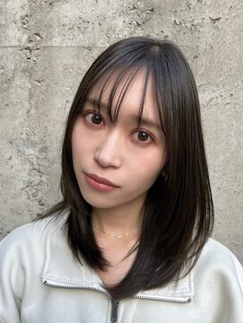 バルベストーキョーサウス(BARBES TOKYO SOUTH) 大人ストレートミディ【RISA】