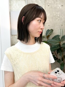 ノエ(noe) 切りっぱなしボブ×透明感カラーY-36