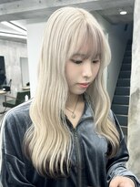 モニカ 栄店(MONIQA)&nbsp;ホワイトベージュ×ブラウン