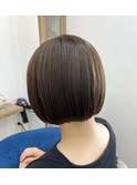 オリーブブラウン