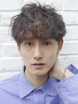 アントバイフィフス 秋田(unt by fifth) スパイラルパーマシャドウパーマ波巻きパーマメンズマッシュ30代