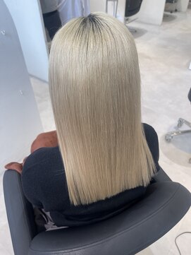 エミュスト(Emuest) 濃度5倍髪質改善