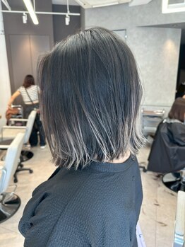 ソワ 北千住(soi)の写真/【北千住駅西口】《カット+カラー¥5400～》透明感＆艶感で髪を綺麗に見せる色っぽカラーに。[soi北千住]