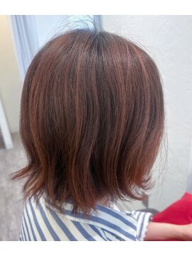 ウイ バイ ファースト 北四番丁店(u'i by first) 前下がりグラデーションボブ