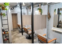バント 神田(BANTO)の雰囲気（落ち着きのあるシンプルな店内です!メンズヘアBANTO神田）