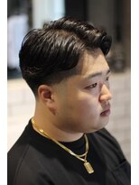 キングスマントーキョー 立川北口店(KINGSMAN TOKYO)&nbsp;アップバング / ツーブロック / スキンフェード 【立川】