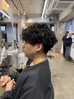 リラクオーレメンズ(LIRA CUORE men's)&nbsp;シャドウパーマ/メンズ縮毛矯正/毛流れセンターパート