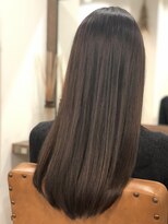 アトリエ シュシュ(atelier chou chou)&nbsp;ストレートロング×カーキブラウン【イルミナカラー】