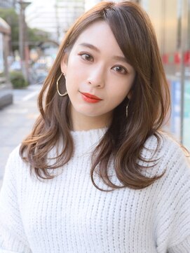 ガレリアエレガンテ 栄店(GALLARIA Elegante) ガレリア栄　ゆるい波巻きミディアム