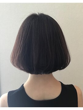 アンビエンテ(ambiente) 切りっぱなし　ボブ　ショート