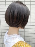 ショートボブ/艶