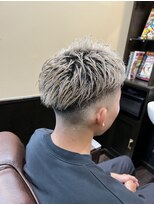 ヒロギンザ 秋葉原店(HIRO GINZA)&nbsp;ホワイトミルクティーグレージュ・スキンフェード