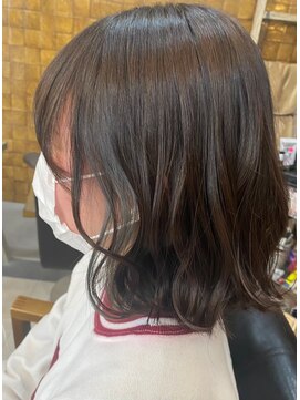 カットハウス美人館 さりげなく＊イヤリングカラー