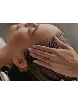美しい髪は健やかな頭皮から◇お仕事や家事で疲れている30～40代の大人女性におすすめ◎