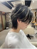 ウルフカットとハイライト