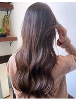 サーティーン(THIRTEEN) Vegan認証カラーHUE☆プラスマグネットケアでツヤ感更にUP♪30代