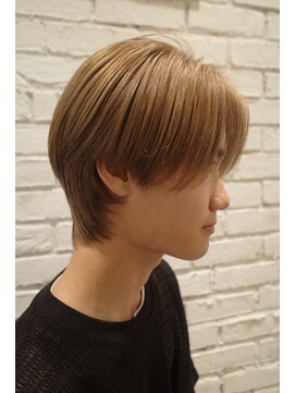 コスアンドコウ 横浜山下(Cos&Co.) Guest look 【メンズ/ナチュラルウルフ/金髪】