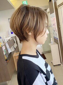 ケンジ 洋光台(KENJE) 抜け感前髪長めショート　style by 田爪【洋光台美容室】