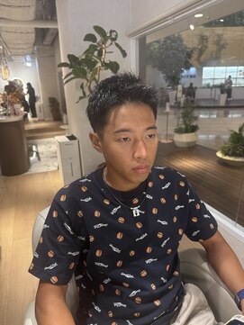 ウノプリールヴァモス(unopulir Vamos) メンズショートベリーショート短髪ツーブロあり