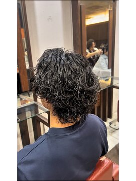 ハイパー(HYPER) 黒髪サーフカール(メンズ/パーマ/眉毛)