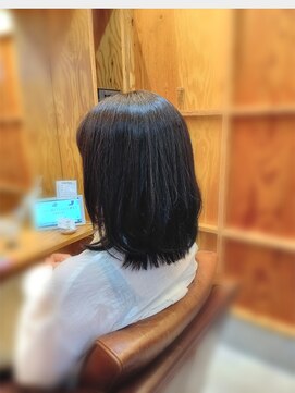 アドラーブル 長岡新保店(adorable) 50代60代◎暗髪くびれミディ大人美人