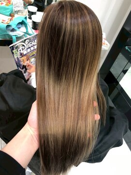 キャパ(CAPA) 髪質改善×透明感ベージュカラー(茅ヶ崎/20代/韓国ヘア)