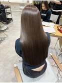 まとまりと艶を叶える髪質改善