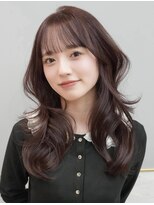 クム(kumu)&nbsp;レイヤーカット/韓国ヘア/顔まわり/ワンカール/くびれ巻き