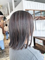ヘアーループレル(Hair ruup Rell design works)&nbsp;[那覇安里/おもろまち]◎白髪ぼかしハイライト×グレージュボブ