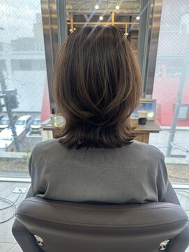 マリアバイアフロート(Maria by AFLOAT) 肩外ハネくびれウルフレイヤーボブミディアムイルミナカラー