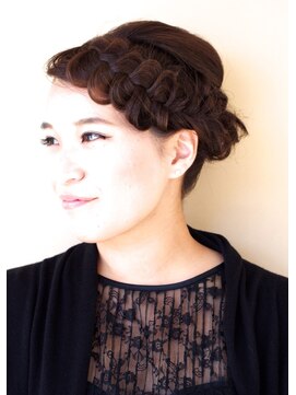 ヘアメディアブロー(Hair Media BLOW) 編み込みアップ