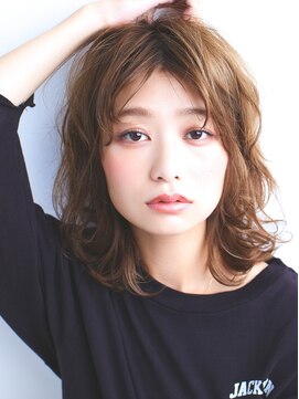 キラ 渋谷(KILLA) 伸ばしかけバング×ちょい足しパーマ【Killa原宿/表参道】