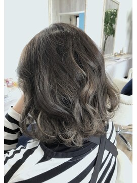 カナロア(KANALOA) KANALOA☆外国人風マットアッシュハイライト