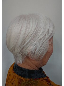 ブーフーウー(BOO-FOO-WOO) 【70代】楽ちんショート×頭皮ケア