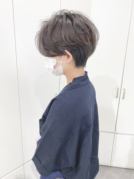 ジーニー 横浜(giinii) giinii渋谷_ハンサムショート_グレージュ