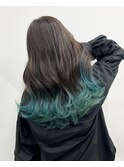 エメラルドグリーンカラー