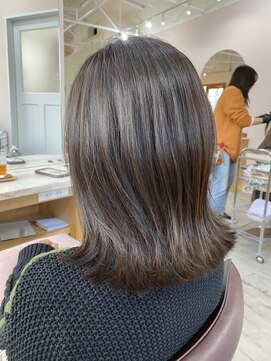 キュオンシア(CUEON. ciea) 切りっぱなし×グレージュカラー