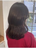 くびれ韓国風ミディアムグレージュ重ため前髪なし簡単女性髪型