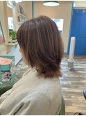 ピンクベージュ