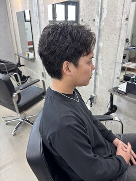 オルカ(ORCA) ピンパーマ/men's/センターパート/ダウンパーマ/新宿/藤沼