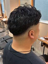シーフ 千葉(Cyf)&nbsp;千葉駅MEN’S/波巻きツイストスパイラル/刈り上げセンターパート