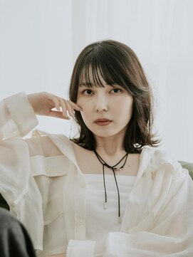 ケンジサナンド(KENJE Sanando) 抜け感×ツヤで作る、大人の垢抜けヘア