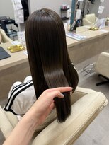 エルレ(Elure) ほんのりグレージュカラー