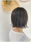 大人の透明感ベージュミディ