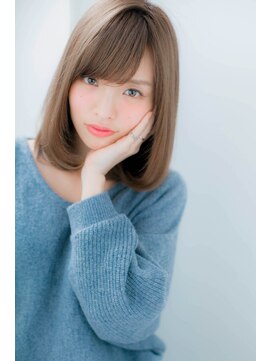 ローレン(LOREN) ＊LOREN＊顔型、世代問わず似合わせ◎♪ナチュラル小顔ロブ