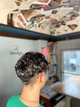 ウラロージュ(uraloge) ☆メンズパーマ☆