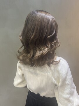 リンダテーラ(Linda tela) 【札幌　デザインカラー（インナーカラー）】