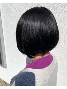 ルシードスタイルウィンズ(LUCIDO STYLE WINS) 前下がりボブ